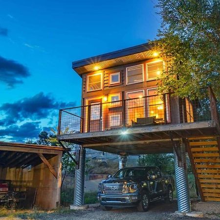 Red Rock Treehouse Unique In Old Colorado City コロラドスプリングス エクステリア 写真